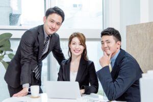 Học Quản trị Kinh doanh online cho người đi làm